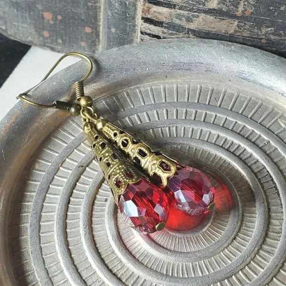 Bronze Faceted Crystal Ruby Red Luster Antiqued Filigree Teardrop Earrings - Picture 2 of 8